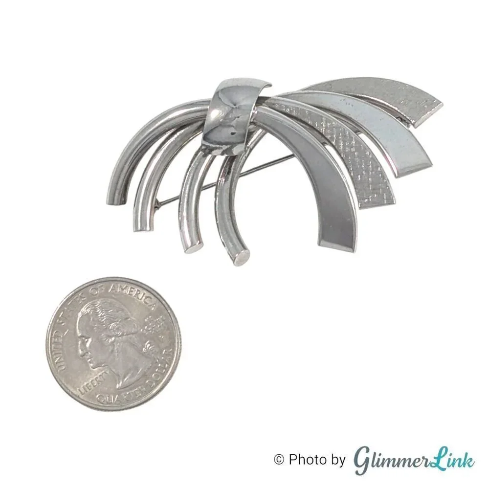 Vintage Modernist Bow Ribbon Arched Silver Tone Brooch Pin